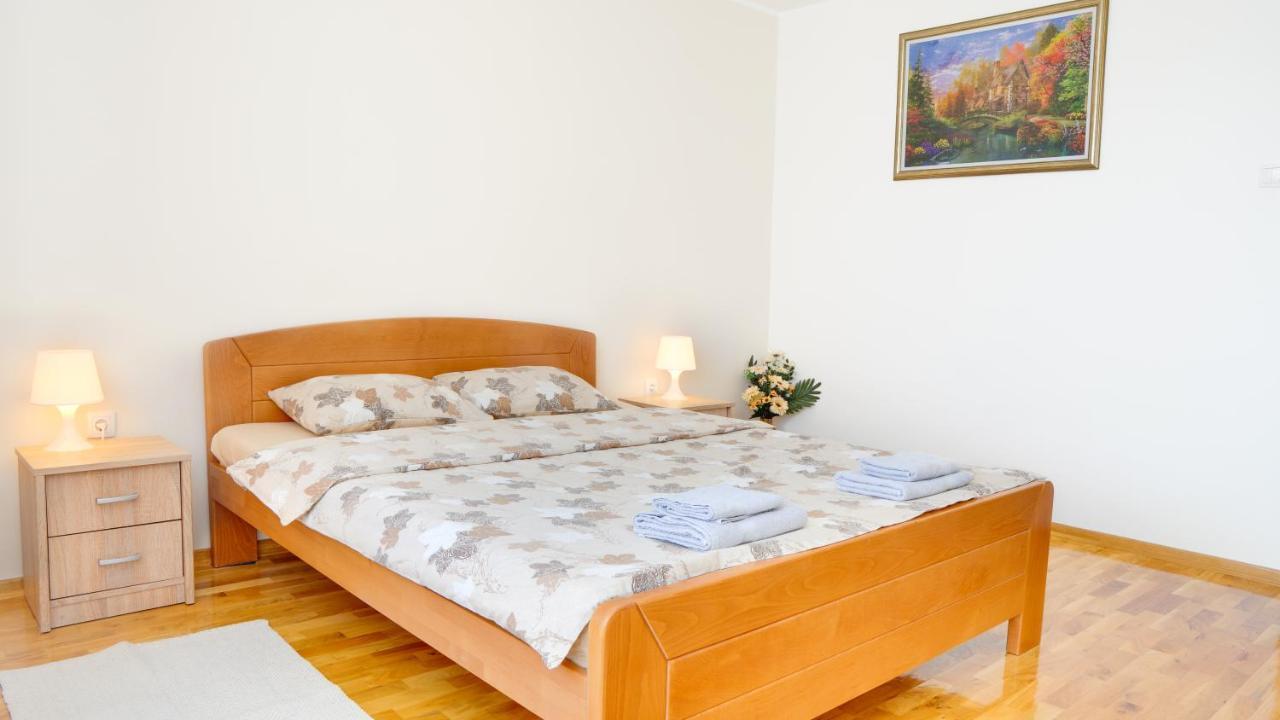 דירות נובי סאד Milica 65M2, Free Parking & Wi-Fi מראה חיצוני תמונה