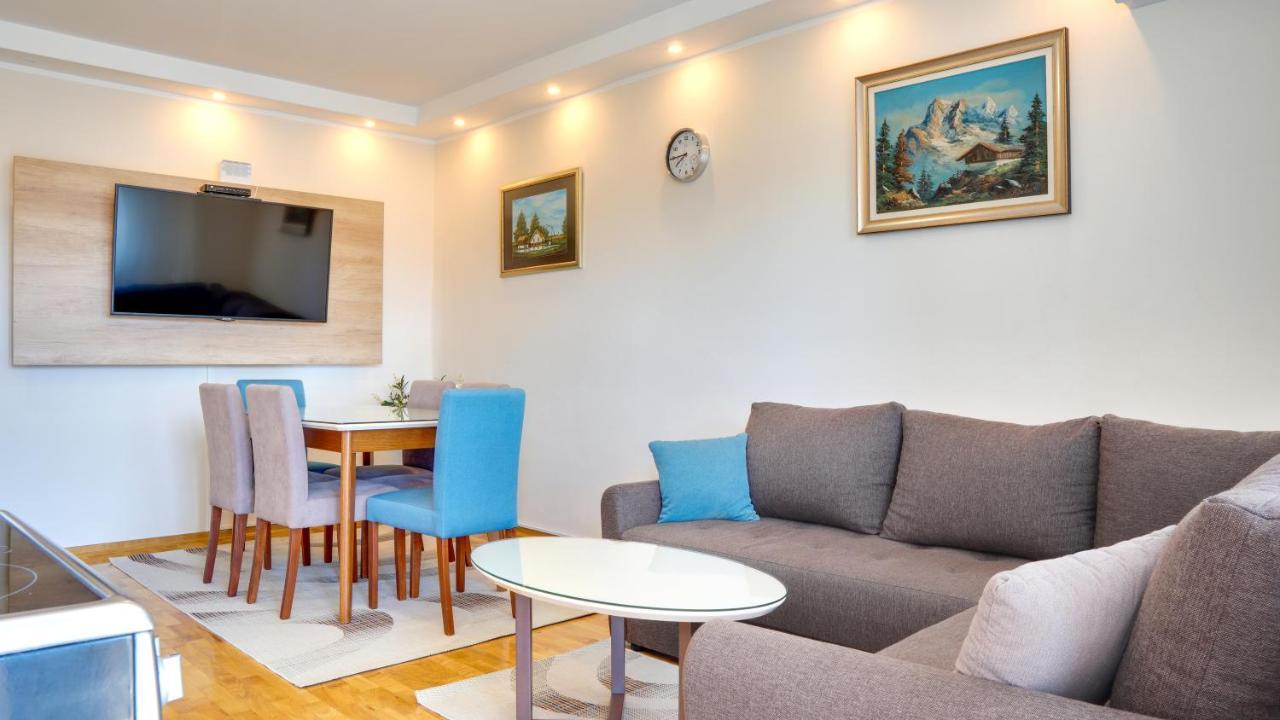 דירות נובי סאד Milica 65M2, Free Parking & Wi-Fi מראה חיצוני תמונה